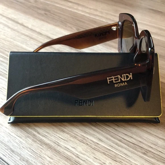 NEW Fendi sunglasses - Picture 8 of 12